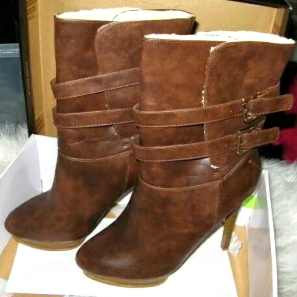NIB Brown Leather Ankle Boots Size 10